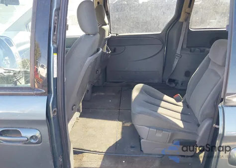 2005 Dodge Grand Caravan Sxt z USA, uszkodzony, nr VIN 2D4GP44L95R228892